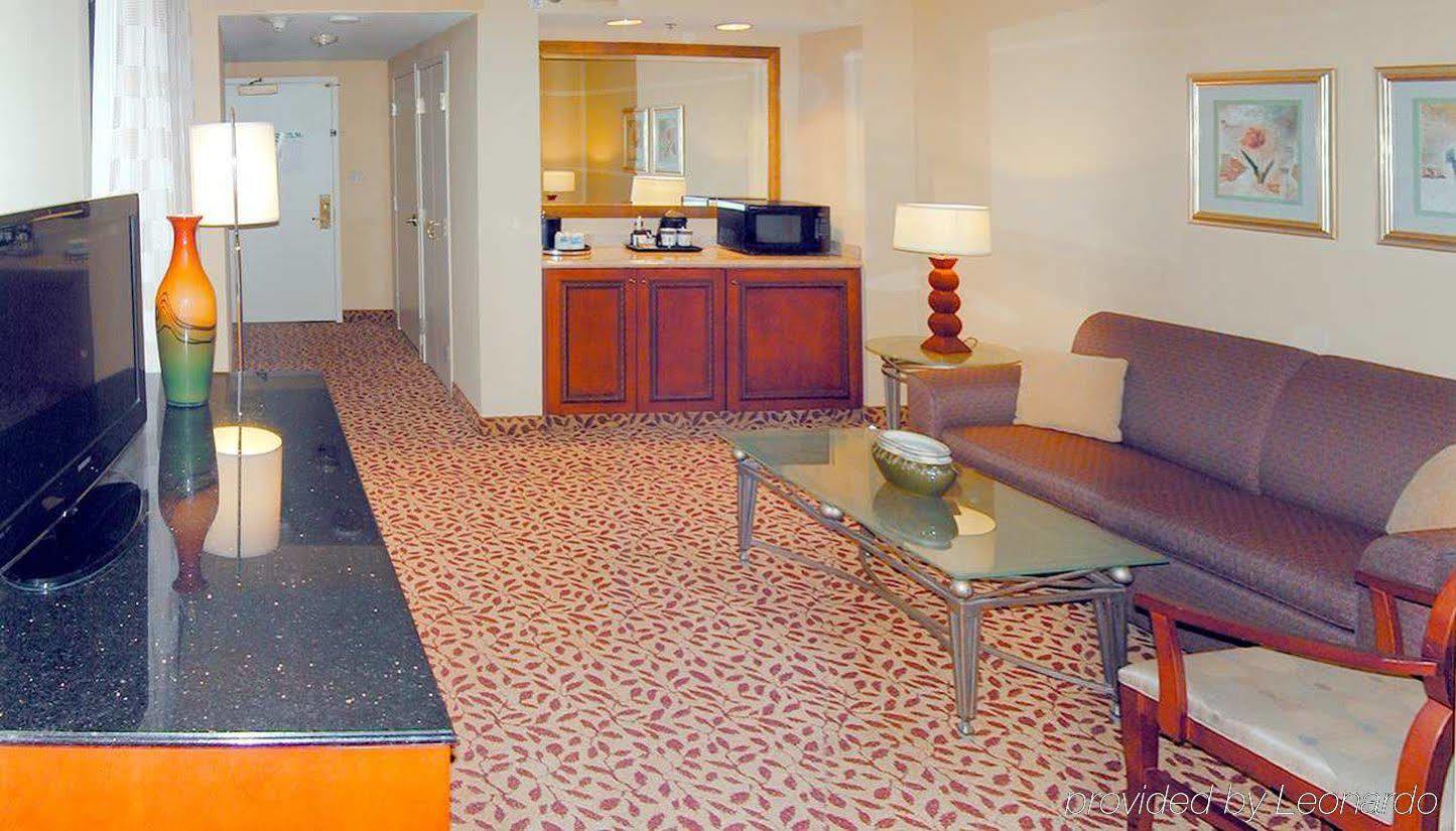 Hotel Doubletree By Hilton Angeles 4*
